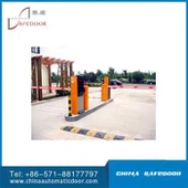 Automatická bariéra s kamerou